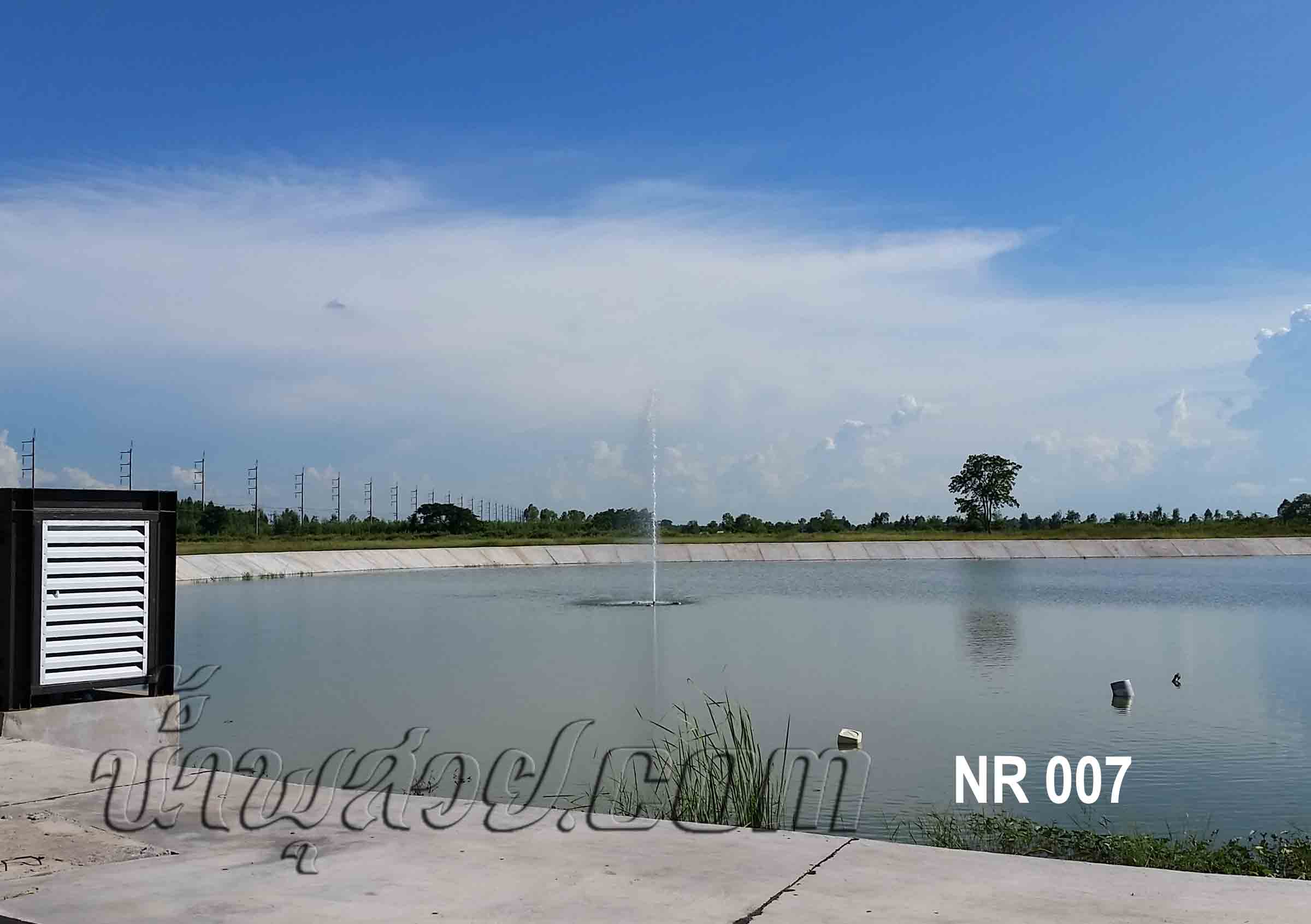 ชุดน้ำพุทุ่นลอยราคาประหยัด ที่โรงสี หนองบัวร่วมอุดม จ.นครสวรรค์