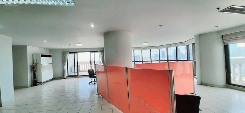 ขายคอนโด สเตท ทาวเวอร์ พื้นที่ 134 ตรม. 1 ห้องนอน ขาย 11 ล้านบาท