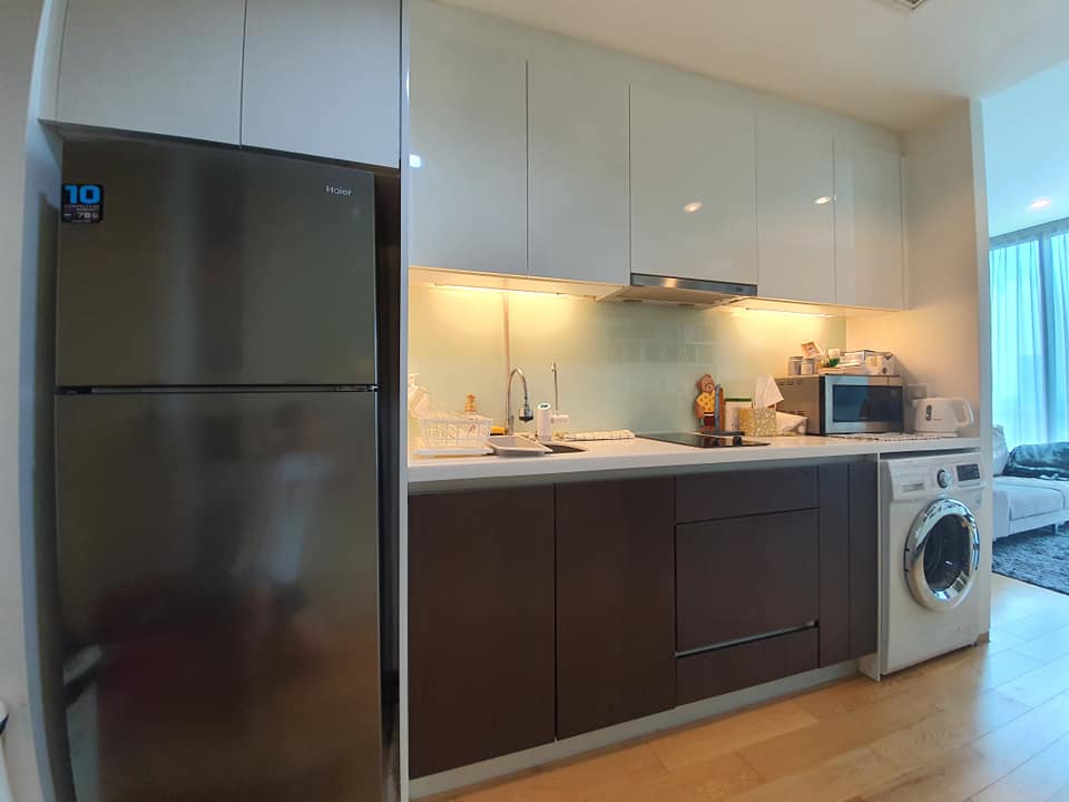 ขายคอนโด เดอะ บรีส นราธิวาส พื้นที่ 45 ตรม. 1 ห้องนอน ขาย 5.9 ลบ.