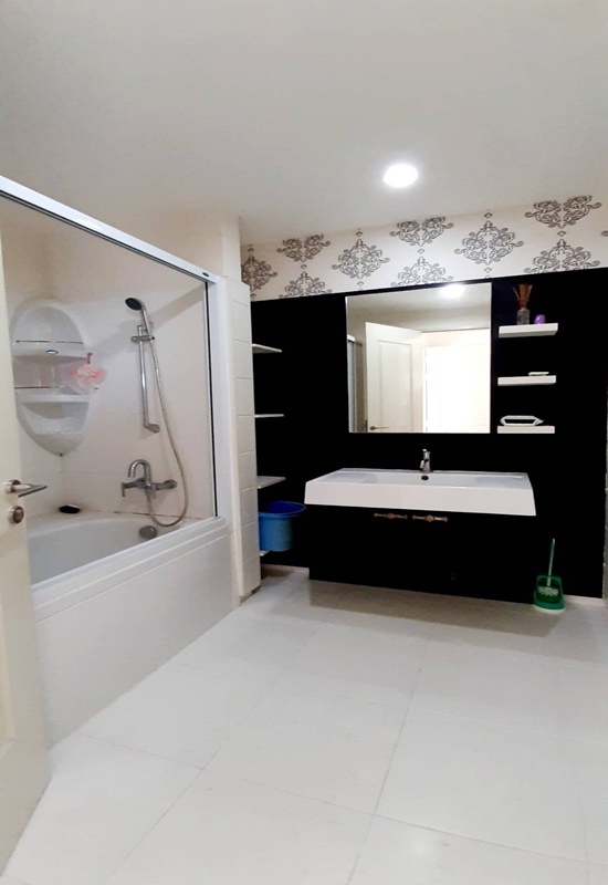 ขายคอนโด คิว. เฮ้าส์ คอนโด สาทร พื้นที่ 65.33 ตร.ม. 2 ห้องนอน ขาย 9.3 ล้านบาท