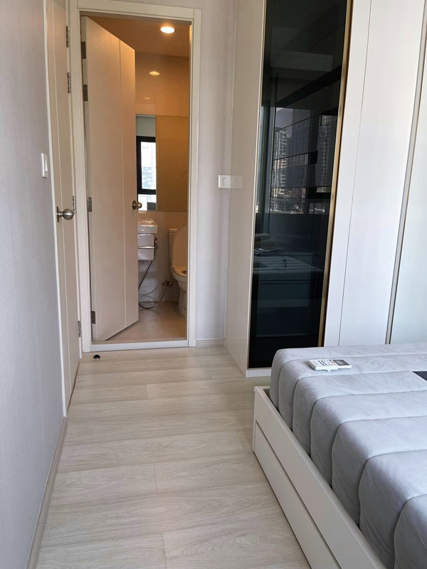 ขายคอนโดไลฟ์ อโศก พื้นที่ 55 ตร.ม. 2 ห้องนอน ขาย 8 ล้านบาท