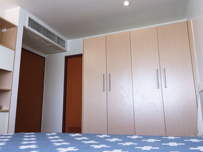 ขายคอนโด เรสซิเดนซ์ 52 พื้นที่ 35 ตร.ม. 1 ห้องนอน ขาย 3 ล้านบาท