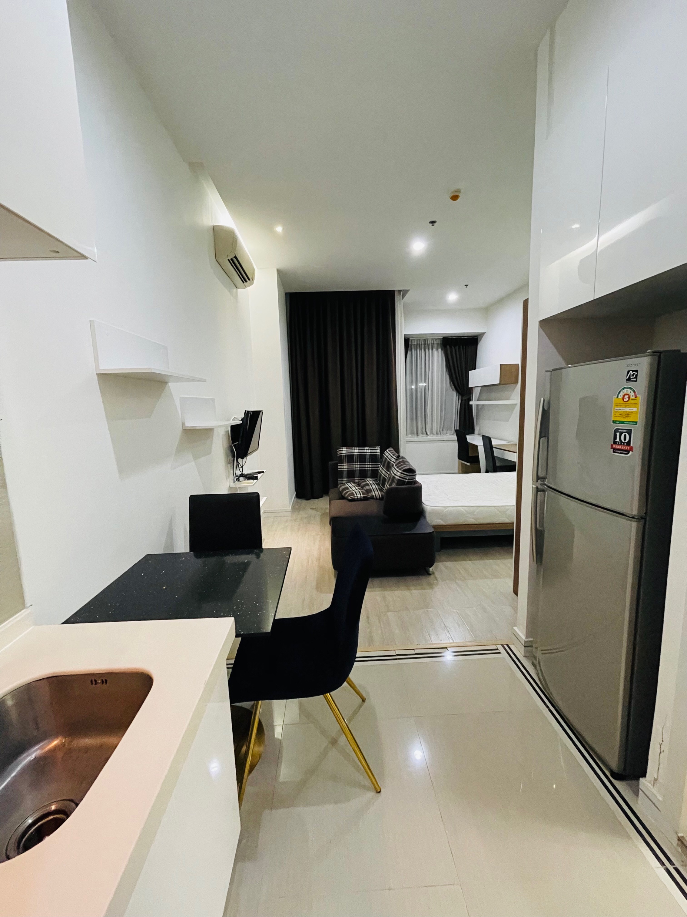 ให้เช่าคอนโด ทีซี กรีน พระราม 9 พื้นที่ 30 ตร.ม. สตูดิโอ เช่า 12,500 บ/ด