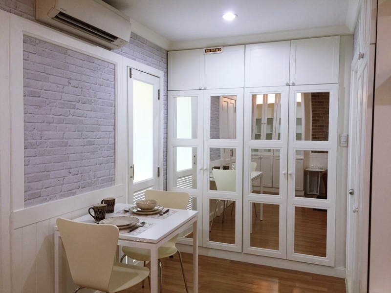 ให้เช่าคอนโด ลุมพินี เพลส พระราม 9 พื้นที่ 35 ตร.ม. 1 ห้องนอน เช่า 13,500 บ/ด