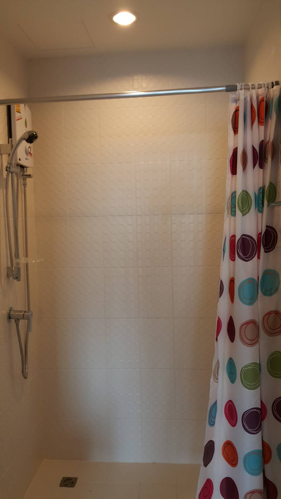 ให้เช่าคอนโด เดอะ ทรี อินเตอร์เชนจ์ พื้นที่ 35 ตร.ม. 1 ห้องนอน เช่า 12,500 บ/ด