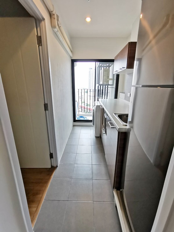 ให้เช่าคอนโด เดอะ ทรี อินเตอร์เชนจ์ พื้นที่ 36 ตร.ม. 1 ห้องนอน