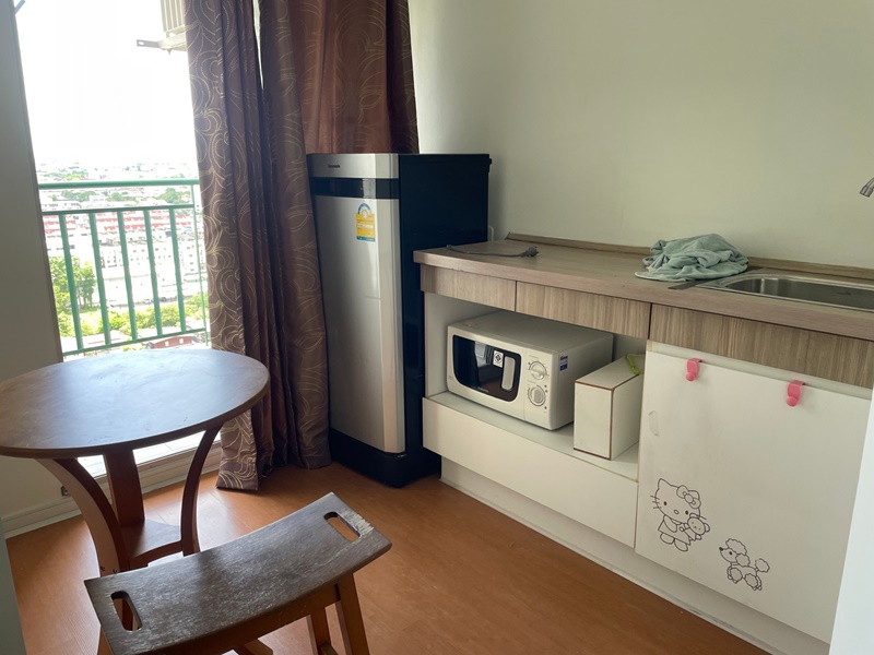 ให้เช่าลุมพินี คอนโดทาวน์ รามอินทรา-นวมินทร์ พื้นที่ 25 ตร.ม. 1 ห้องนอน เช่า 5,500 บ/ด