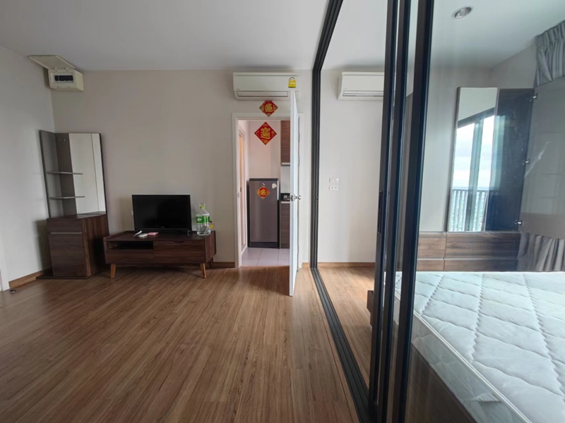 ให้เช่าคอนโด เดอะ ทรี ริโอ้ บางอ้อ พื้นที่ 31 ตร.ม. 1 ห้องนอน เช่า 10,000 บ/ด