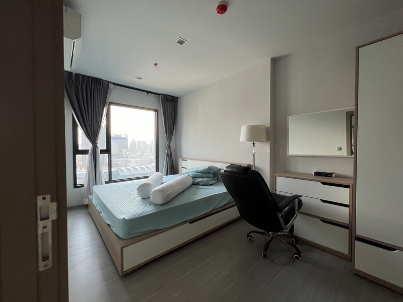 ให้เช่าคอนโด ไลฟ์ อโศก - พระราม 9 พื้นที่ 59 ตร.ม. 2 ห้องนอน เช่า 35,000 บ/ด