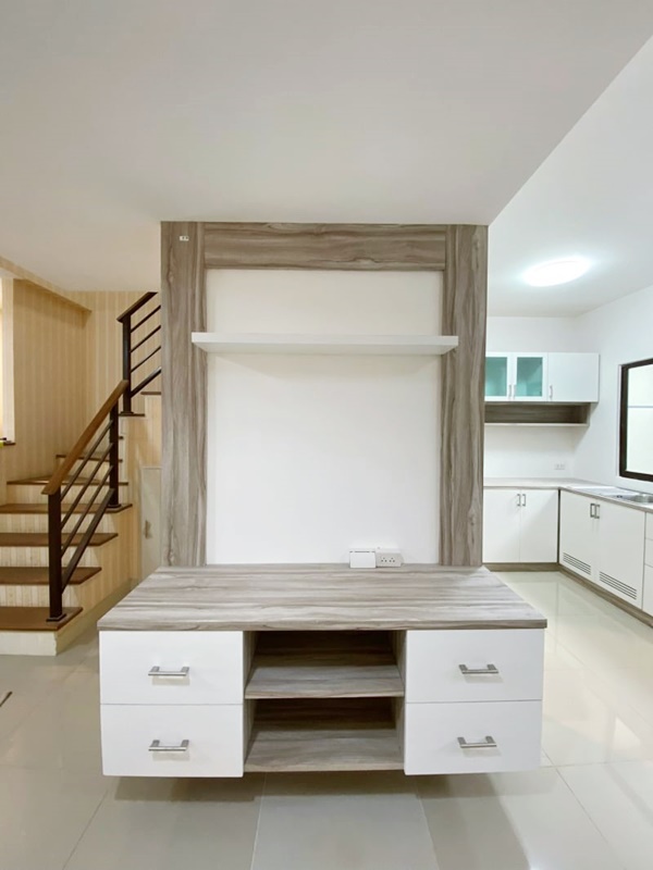 ให้เช่าทาวน์เฮ้าส์ 2 ชั้น ย่านพัฒนาการ 38 พื้นที่ 21 ตรว. 3 ห้องนอน เช่า 25,000 บ/ด