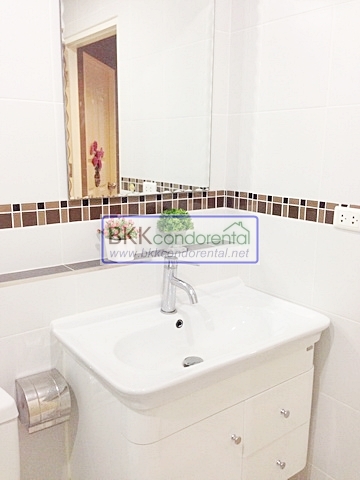 คอนโด ให้เช่า คอนโด เดอะ ลิฟวิ่ง คอนโด (บ่อวิน) ตึก A ชั้น 4 พื้นที่ 45 ตรม. วิวสวน 1 ห้องนอน