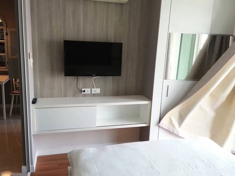 ให้เช่าคอนโด ลุมพินี เพลส พระราม 9 พื้นที่ 37 ตร.ม. 1 ห้องนอน เช่า 13,000 บ/ด