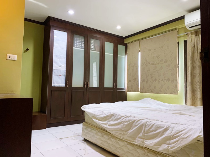 ขายคอนโด สราญใจ แมนชั่น พื้นที่ 78 ตร.ม. 2 ห้องนอน ขาย 5.7 ล้านบาท