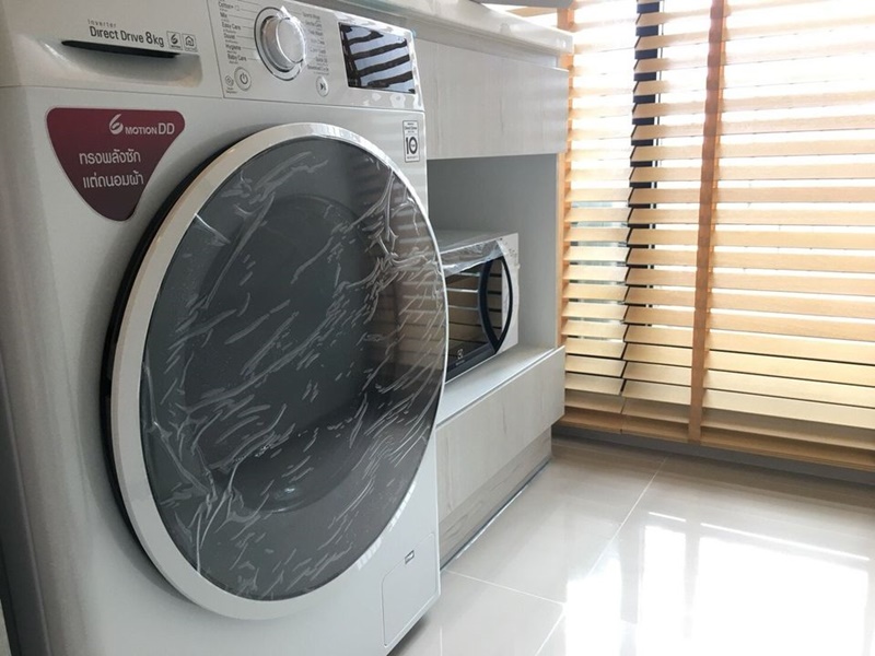 ขาย/ให้เช่า คอนโดไลฟ์ อโศก 30 ตร.ม. 1 ห้องนอน เช่า 18,000 บ/ด ขาย 4.95 ล้านบาท