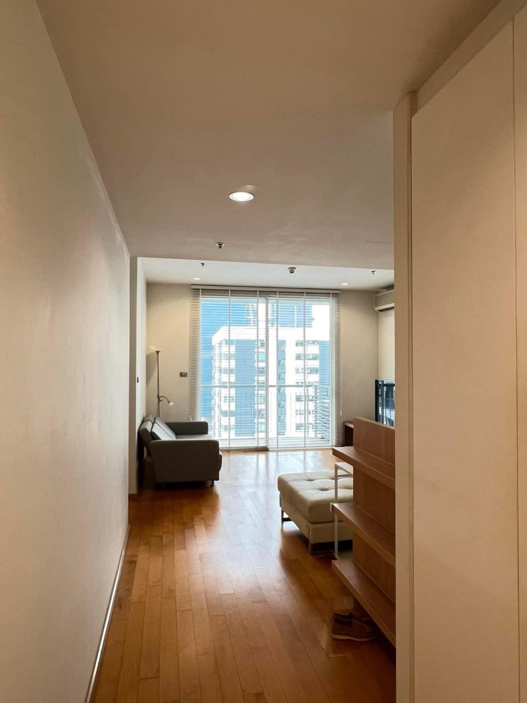 ให้เช่าคอนโด วิลล่า ราชเทวี พื้นที่ 94 ตร.ม 2 ห้องนอน ราคา 48,000บาท/เดือน