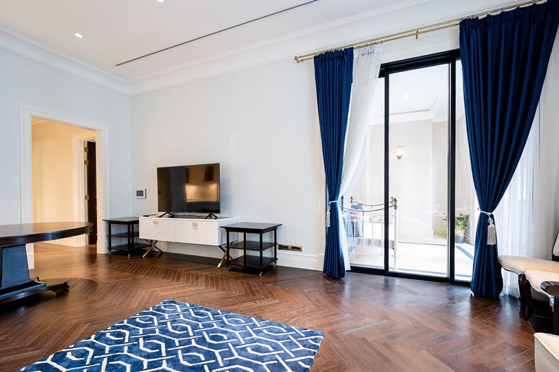 ให้เช่าคอนโด ไนน์ตี้เอท ไวร์เลส พื้นที่ 132 ตร.ม. 2 ห้องนอน เช่า 180,000 บ/ด