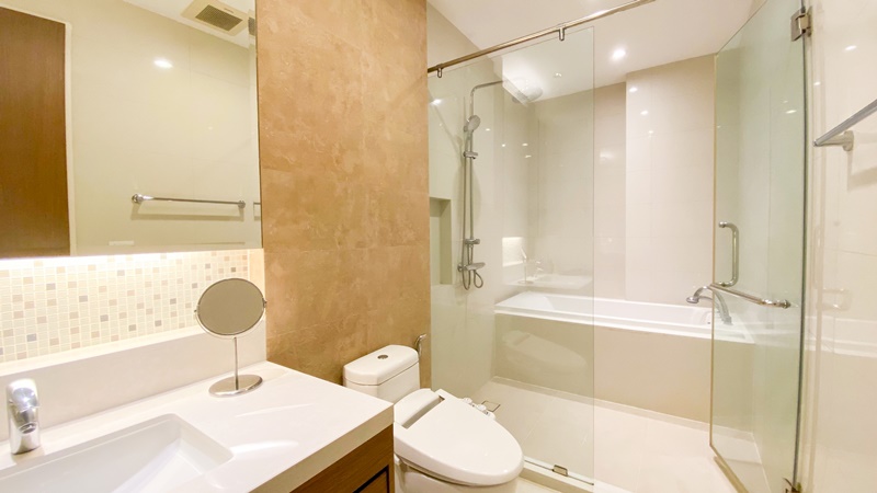 ให้เช่าคอนโด ไบร์ท สุขุมวิท 24 พื้นที่ 188 ตร.ม. 3 ห้องนอน ให้เช่า 120,000 บ/ด