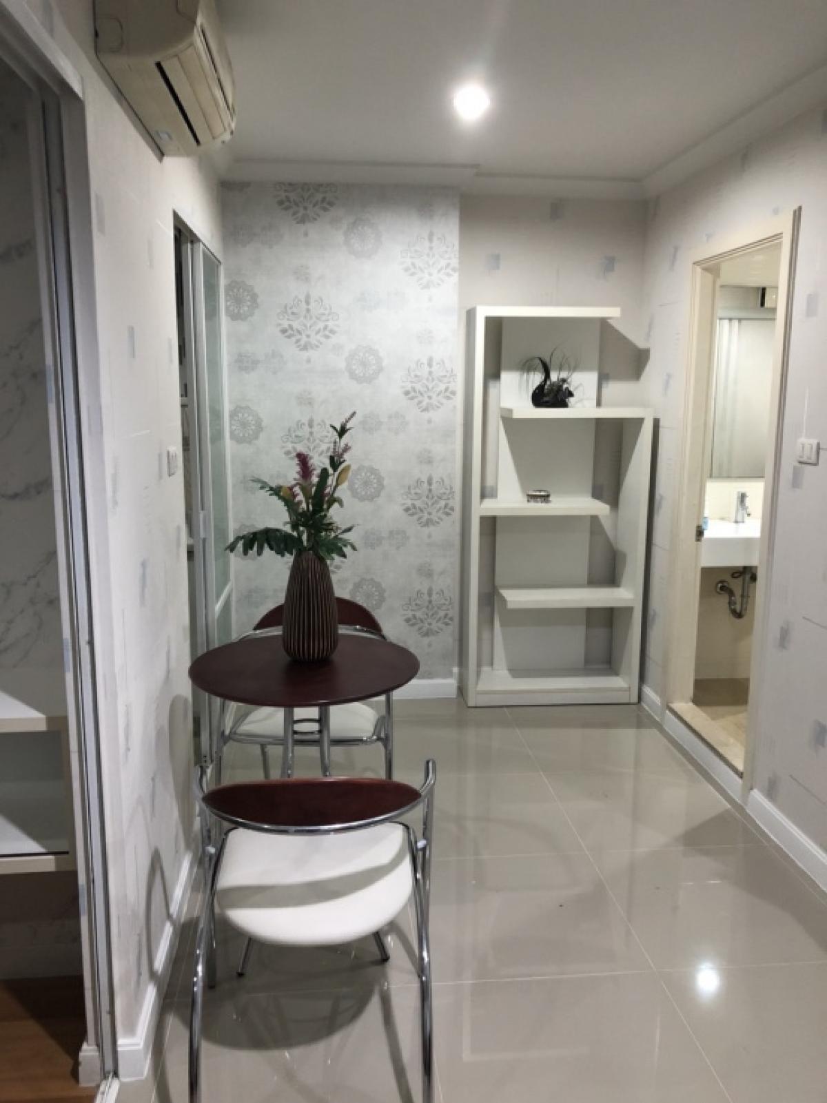 ขาย/ให้เช่า ลุมพินี เพลส พระราม 9 - รัชดา 37 ตร.ม. 1 ห้องนอน เช่า 14,500 บ/ด ขาย 3.2 ล้านบาท