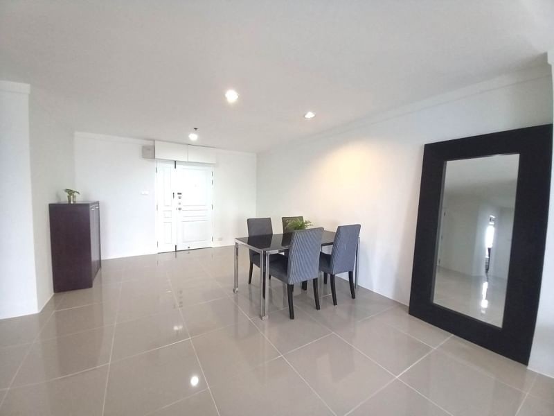 ให้เช่าคอนโด เดอะ วอเตอร์ฟอร์ด ไดมอนด์ 146 ตรม. 3 ห้องนอน เช่า 65,000 บ/ด