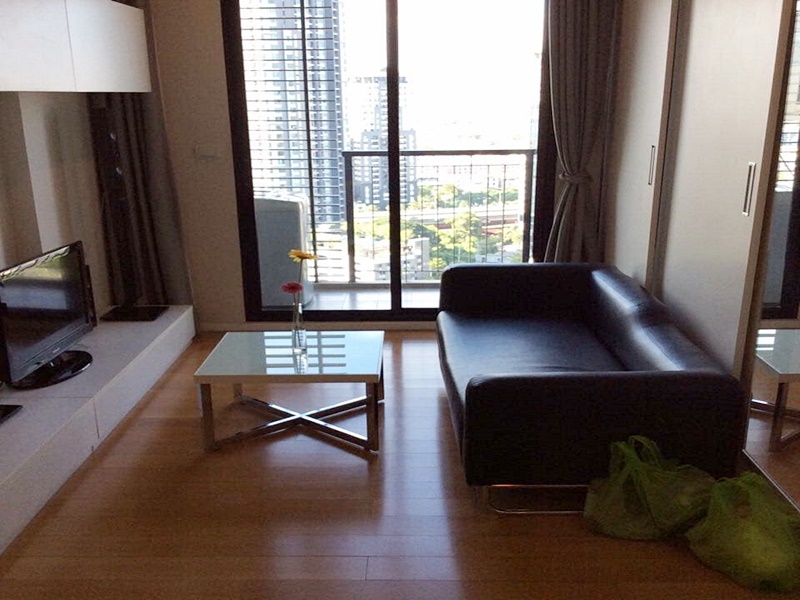 ให้เช่าคอนโด บลอคส์ 77 พื้นที่ 41 ตร.ม. 1 ห้องนอน ให้เช่า 22,000 บ/ด
