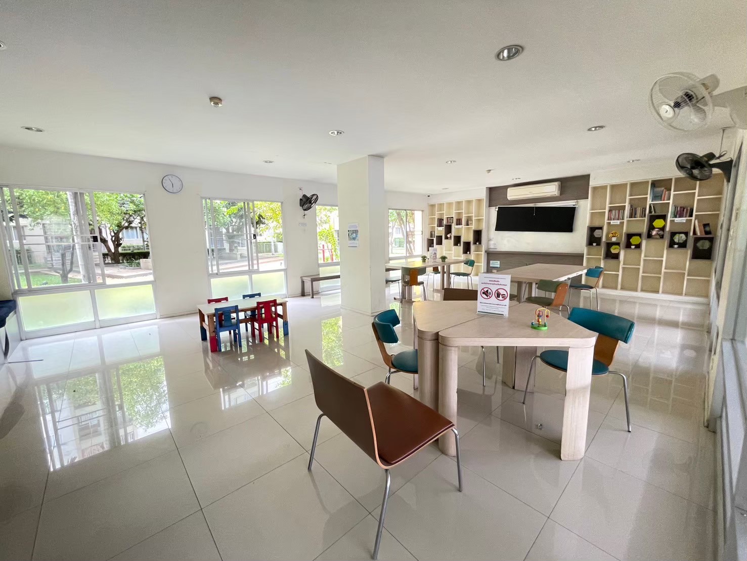 ให้เช่าคอนโด ลุมพินี คอนโดทาวน์ รามอินทรา-ลาดปลาเค้า 48 ตร.ม. 2 ห้องนอน ให้เช่า 11,000 บ/ด