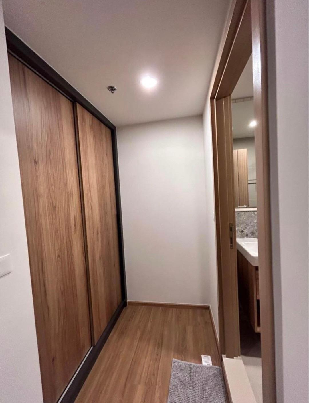 ให้เช่าคอนโด เดอะ ไลน์ ไวบ์ พหลโยธิน พื้นที่ 37ตร.ม. 1 ห้องนอน ทิศเหนือ ราคา 20,000 บาท/เดือน