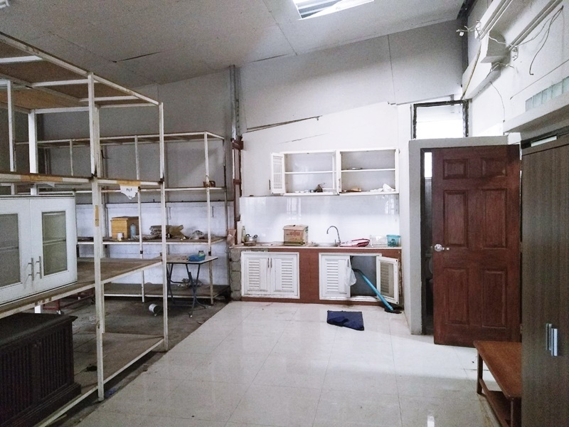 ให้เช่าบ้านเดี่ยว 4 ชั้น ย่านงามวงศ์วาน พื้นที่ 377 ตรม. 6 ห้องนอน เช่า 45,000 บ/ด