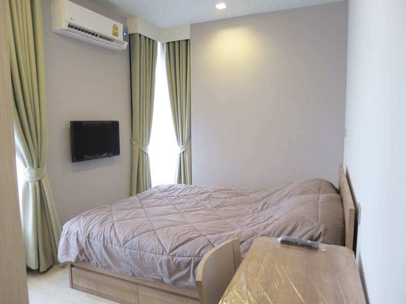 ให้เช่าคอนโด เอ็ม ทองหล่อ 10 พื้นที่ 57.5 ตร.ม. 2 ห้องนอน เช่า 45,000 บ/ด