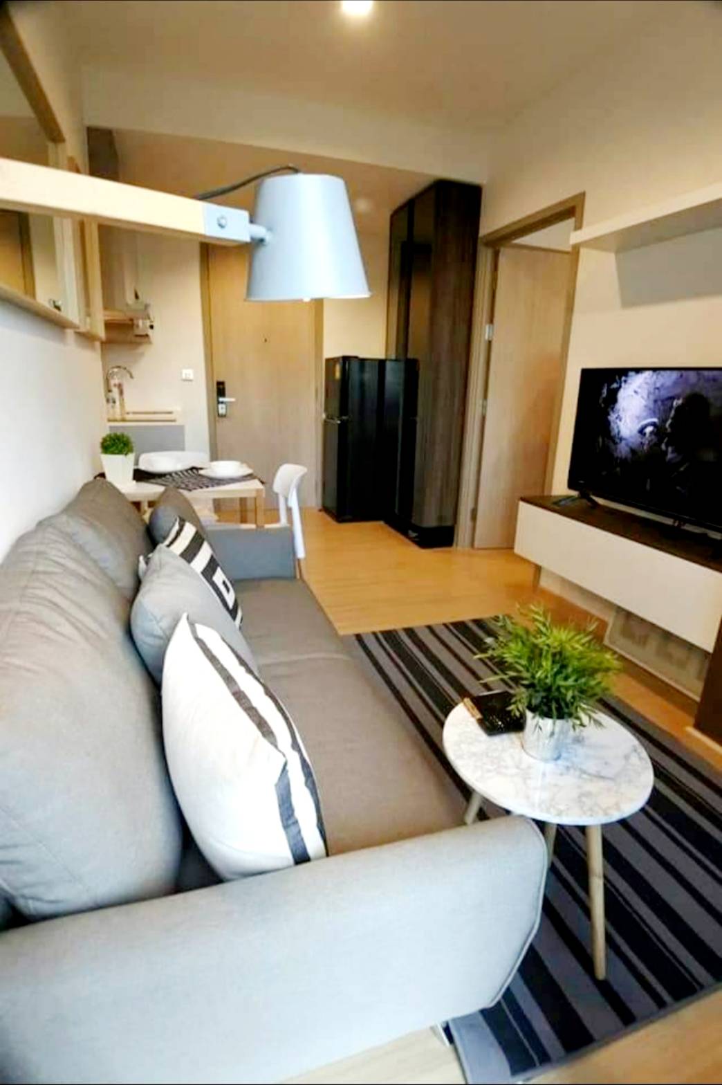 ขาย/ให้เช่า วิซดอม ค็อนเน็ค สุขุมวิท พื้นที่ 29 ตรม. 1 ห้องนอน เช่า 16,500 บาท ขาย 4.35 ล้านบาท