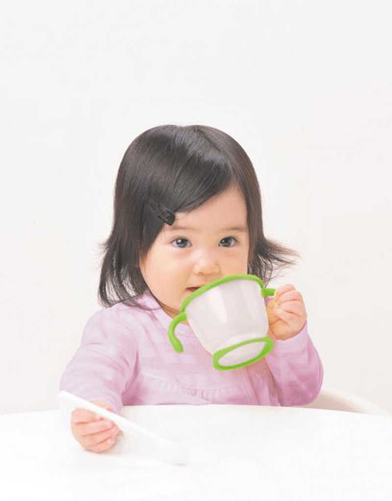 Richell ถ้วยฝึกดูด ถ้วยฝึกดูดหลอด แก้วหลอดดูด Aqulea Cup