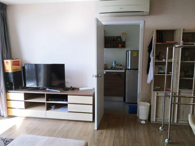 ขายคอนโด เดอะ ทรี อินเตอร์เชนจ์ พื้นที่ 58 ตร.ม. 2 ห้องนอน ขาย 5.6 ล้านบาท