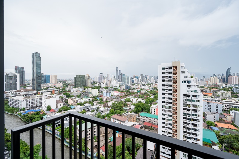 ให้เช่าคอนโด เดอะ เบส เพชรบุรี-ทองหล่อ พื้นที่ 33 ตร.ม. 1 ห้องนอน เช่า 19,000 บ/ด