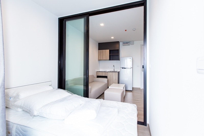 ให้เช่าคอนโด เดอะเบส เพชรเกษม พื้นที่ 31.75 ตร.ม. 1 ห้องนอน เช่า 12,000 บ/ด