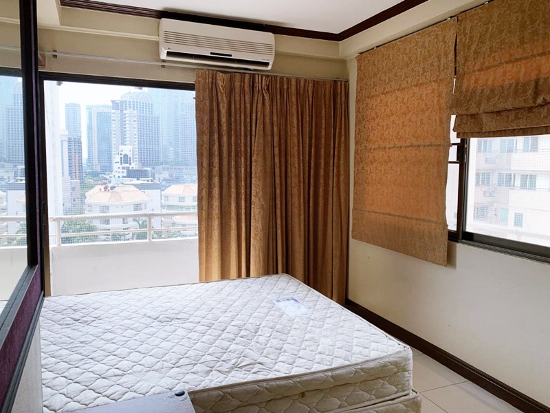 ขายคอนโด สราญใจ แมนชั่น พื้นที่ 78 ตร.ม. 2 ห้องนอน ขาย 5.7 ล้านบาท