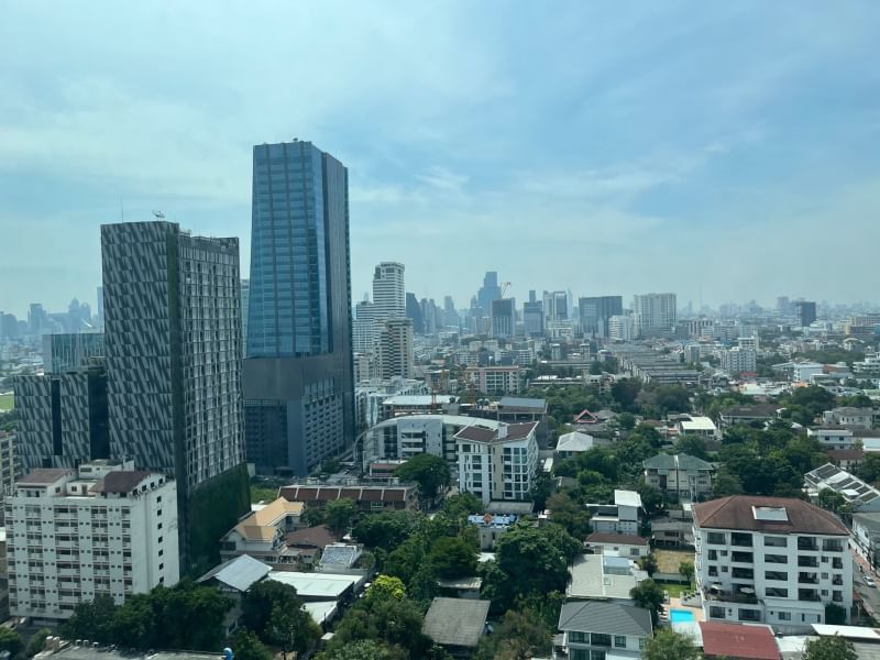 ขาย/ให้เช่า เซ็นทริค อารีย์ สเตชั่น 52 ตร.ม. 2 ห้องนอน เช่า 33,000 บ/ด ขาย 8.5 ล้านบาท