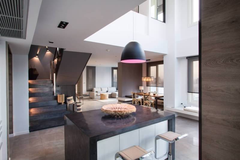 ขายคอนโด แมนฮัตตั้น ชิดลม พื้นที่ 217 ตร.ม. 3 ห้องนอน (เพนท์เฮ้าส์) ขาย70 ล้านบาท