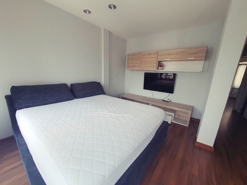 ให้เช่าทาวน์โฮม 3.5 ชั้น ย่านพหลโยธิน พื้นที่ 25.5 ตารางวา 4 ห้องนอน เช่า 30,000 บ/ด