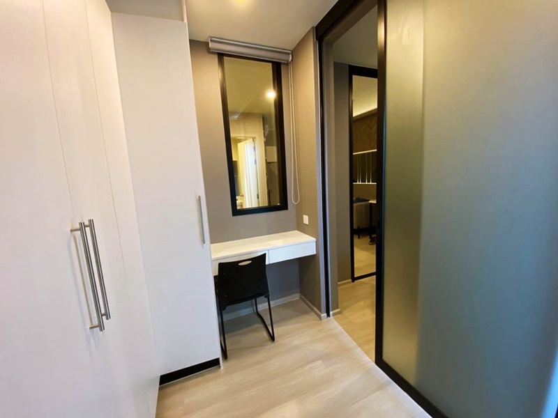 ให้เช่าคอนโดไลฟ์ อโศก พื้นที่ 35 ตร.ม. 1 ห้องนอน เช่า 20,000 บ/ด