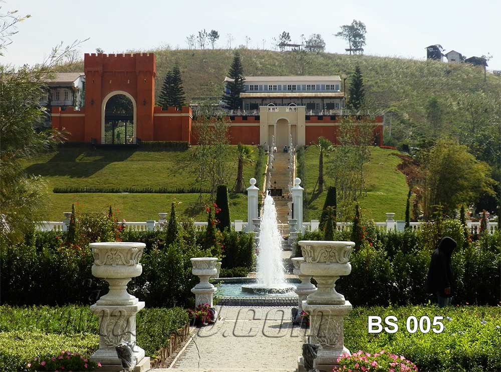 น้ำพุแต่งสวน ในโครงการ The BlueSky รีสอร์ท เขาค้อ