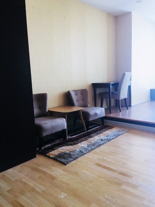 ให้เช่าคอนโด บ้าน สาทร เจ้าพระยา พื้นที่ 75 ตร.ม. 1 ห้องนอน เช่า 18,500 บาท/เดือน