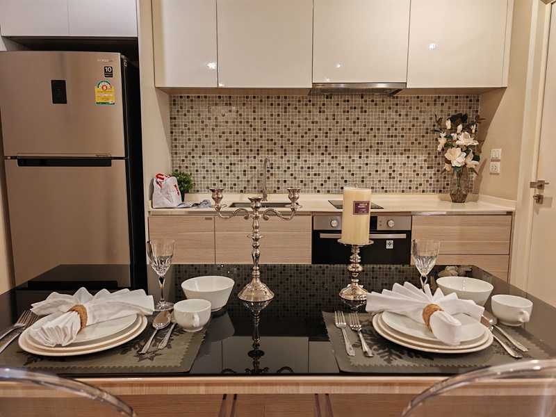 ให้เช่าคอนโด เดอะ รูม สุขุมวิท 21 พื้นที่ 54 ตร.ม. 1 ห้องนอน เช่า 40,000 บ/ด