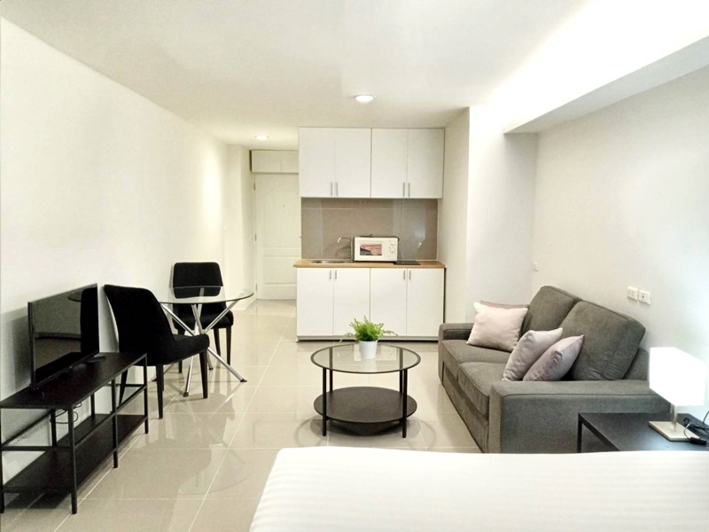 ให้เช่าคอนโด เดอะ แคปิตอล สุขุมวิท 30/1 พื้นที่ 35 ตร.ม. สตูดิโอ เช่า 17,000 บ/ด