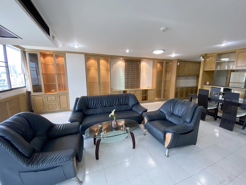 ขาย/ให้เช่า ศุภาลัย เพลส สุขุมวิท 39 พื้นที่ 123 ตรม. 2 ห้องนอน เช่า 35,000 บ/ด ขาย 8 ล.