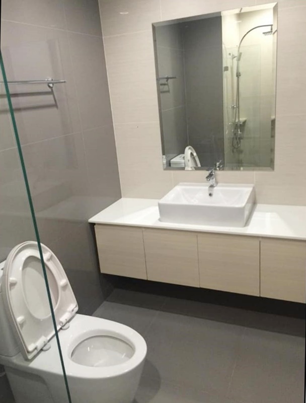 ให้เช่าคอนโด เดอะ ริช สาทร-ตากสิน พื้นที่ 35 ตร.ม. 1 ห้องนอน เช่า 15,000 บ/ด