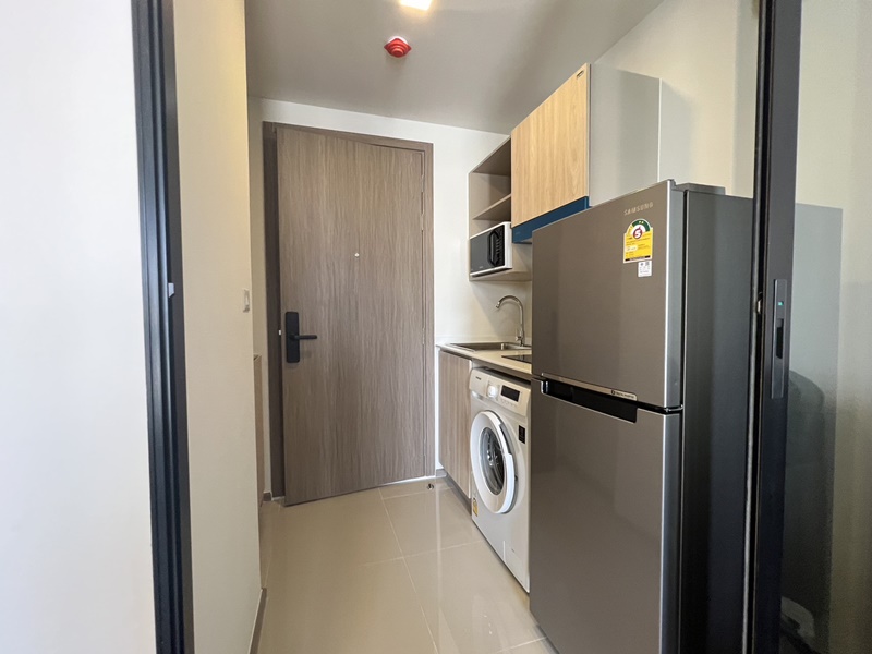 ให้เช่าคอนโด เดอะ มูฟ ราม 22 พื้นที่ 24 ตร.ม. 1 ห้องนอน เช่า 9,500 บ/ด