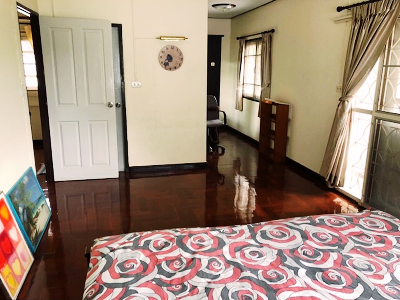 ให้เช่าบ้านเดี่ยว 2 ชั้น รามคำแหง พื้นที่ 60 ตรว. 3 ห้องนอน เช่า 25,000 บ/ด