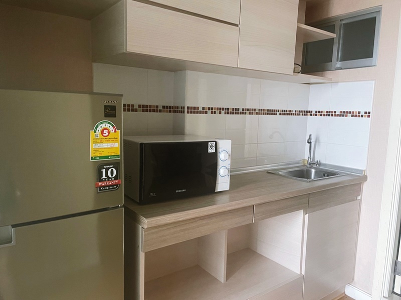 ให้เช่าคอนโด ลุมพินี เพลส รัชโยธิน พื้นที่ 28.5 ตร.ม. 1 ห้องนอน ให้เช่า 9,000 บ/ด