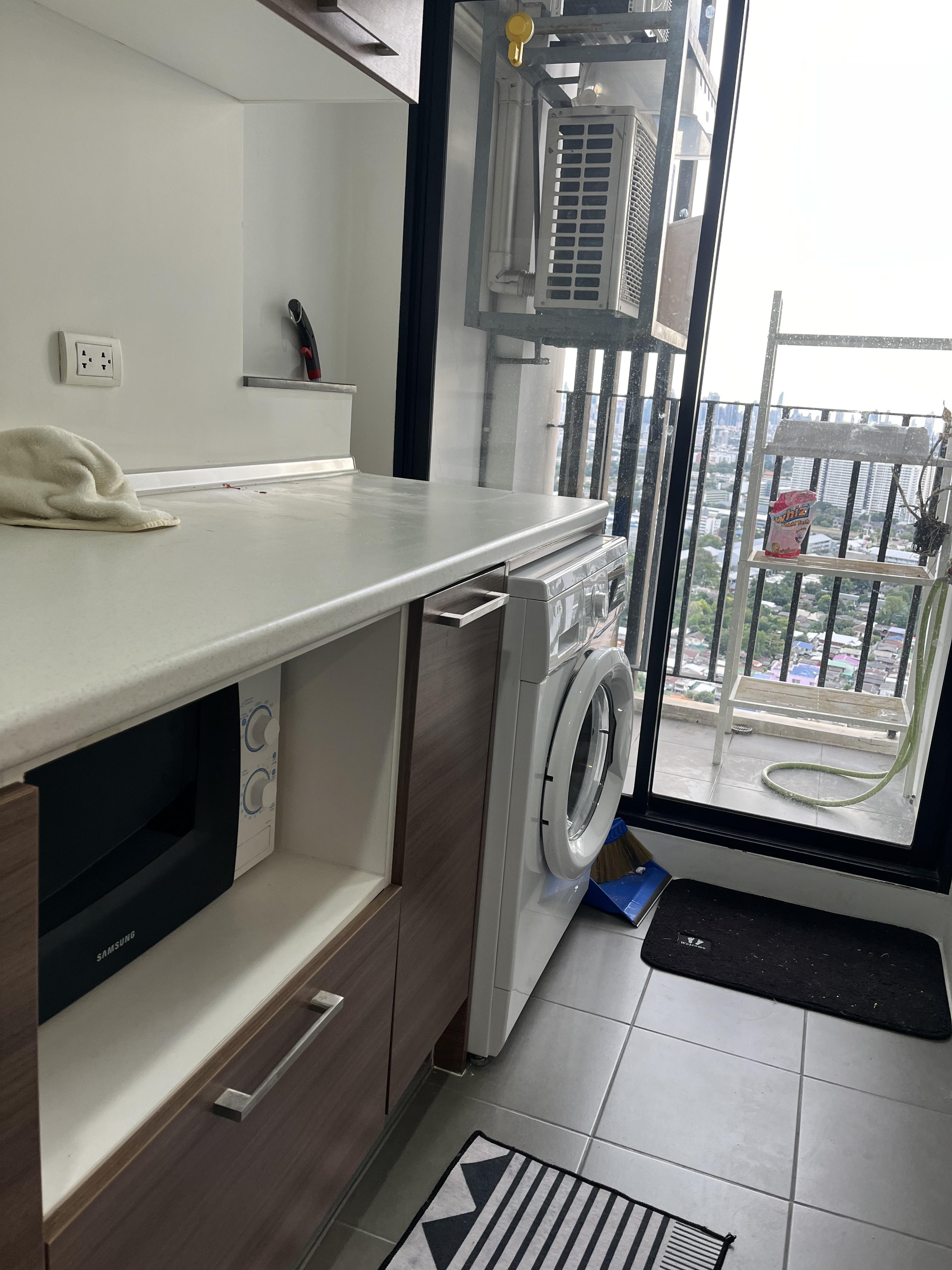 TM-N24.1 ให้เช่าคอนโด เดอะ ทรี อินเตอร์เชนจ์ พื้นที่ 36 ตร.ม. 1 ห้องนอน เช่า 13,000 บ/ด