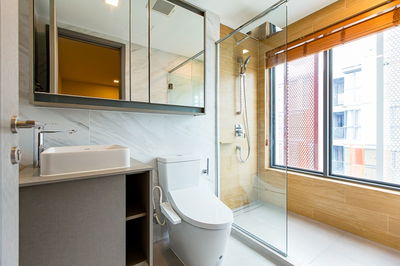 ให้เช่าคอนโด ทากะ เฮาส์ เอกมัย 12 พื้นที่ 60.28 ตร.ม. 2 ห้องนอน เช่า 39,000 บ/ด