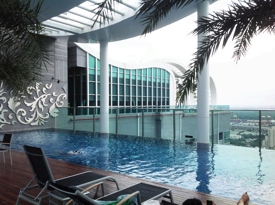 ให้เช่าคอนโด ริทึ่ม สุขุมวิท 50 พื้นที่ 35 ตร.ม. 1 ห้องนอน ให้เช่า 25,000 บ/ด